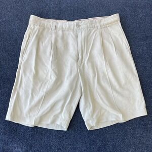 Tommy Bahama Shorts Mens 33 Beige Pleated Relaxed Fit Casual Summer Damaged